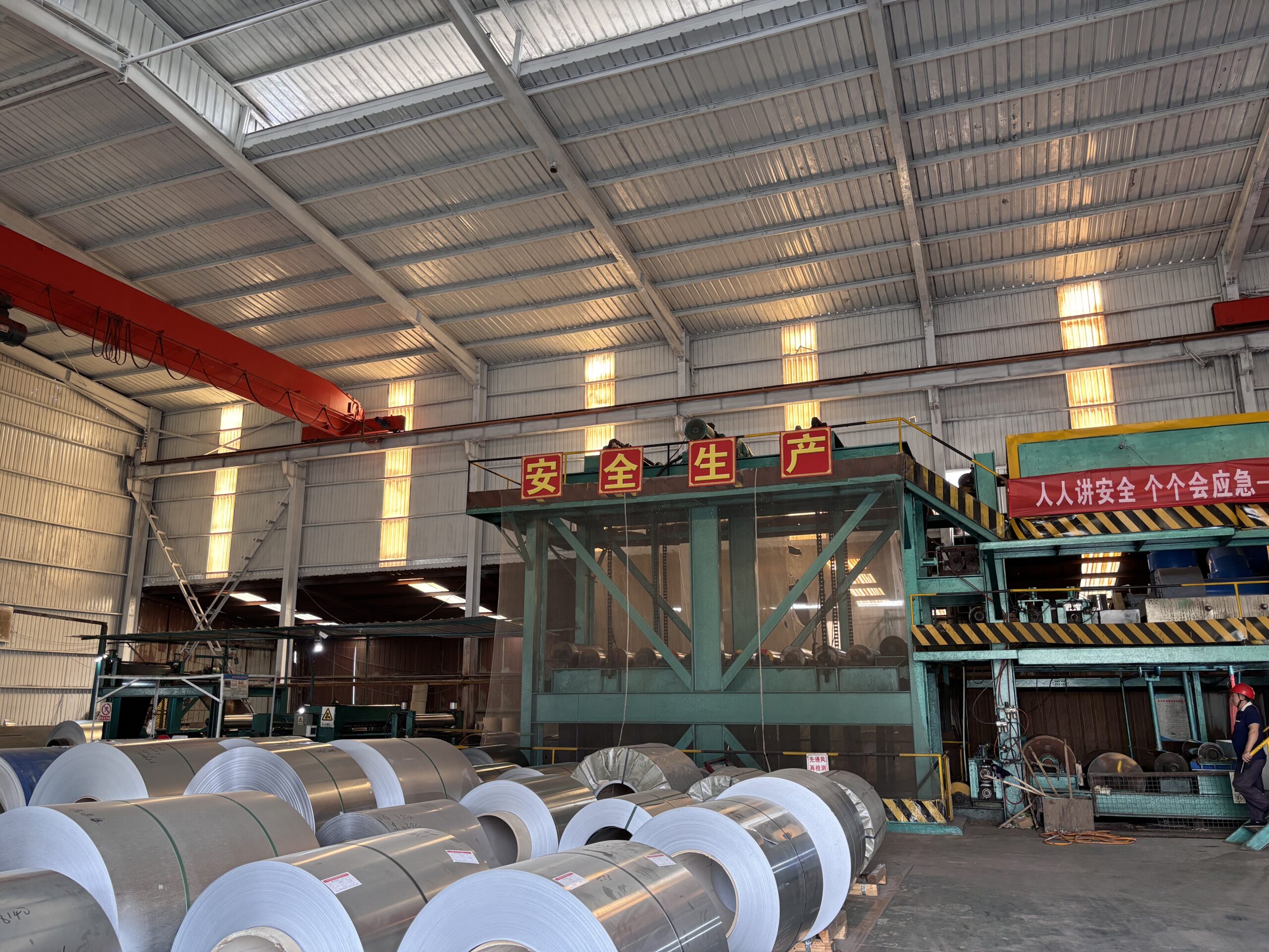 Entry section of the coil coating production line